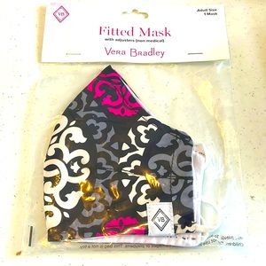 Vera Bradley Fitted Mask “Canterberry Magenta” NEW Adult Size (1 Mask)